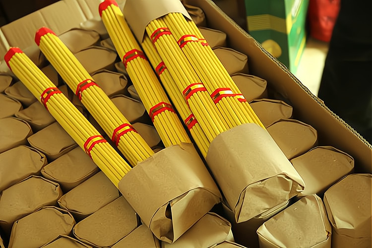 Últimos blogs da empresa sobre HENGFENG Polyacrylamide is often used in incense - making factories 